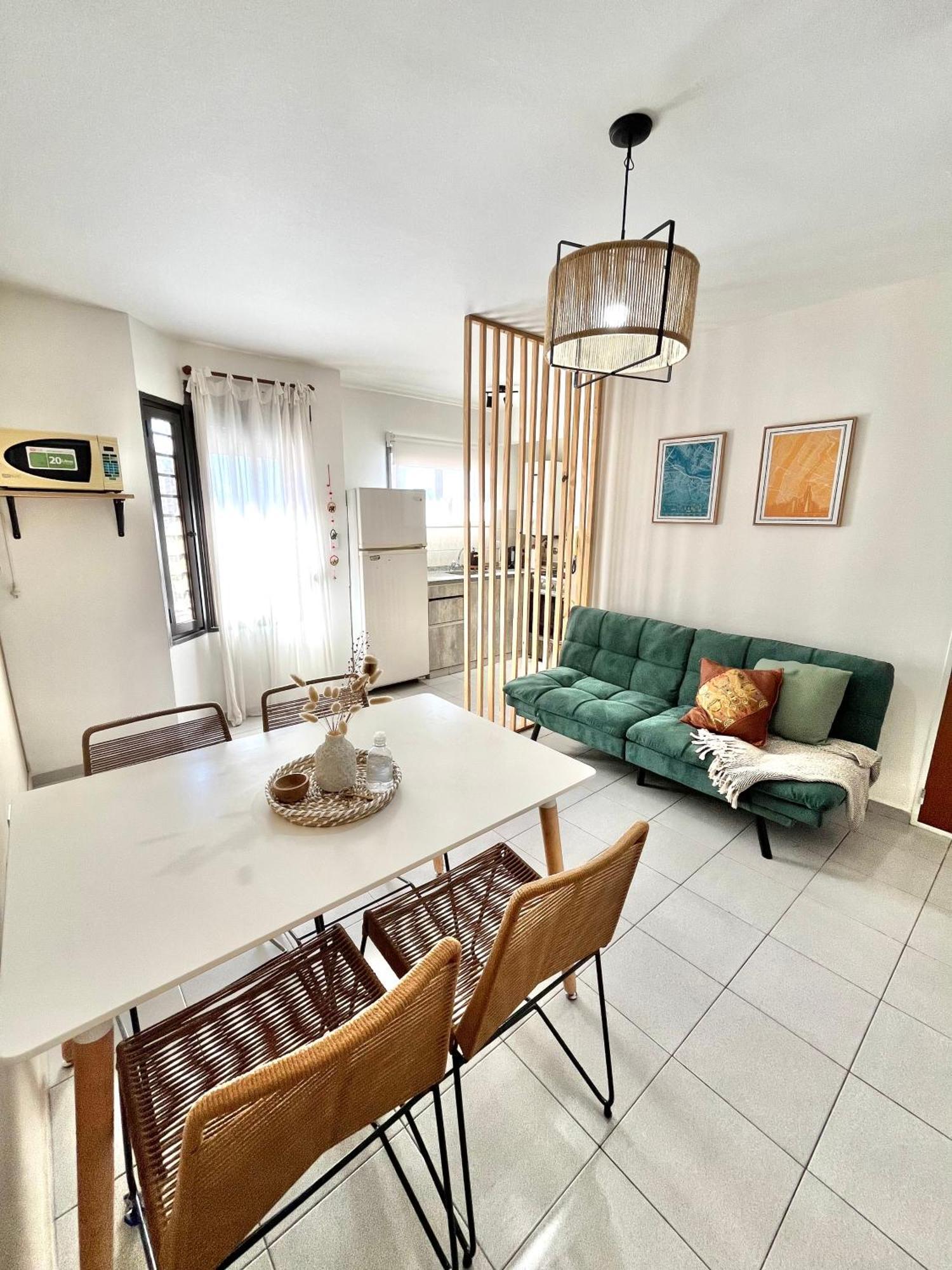 Nueva - Velez Sarsfield Cerca Del Allende Y Oulton Apartment